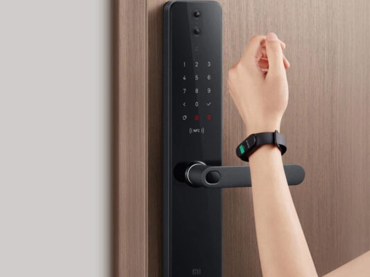 1. Khoá vân tay Xiaomi có tốt thực sự không ?