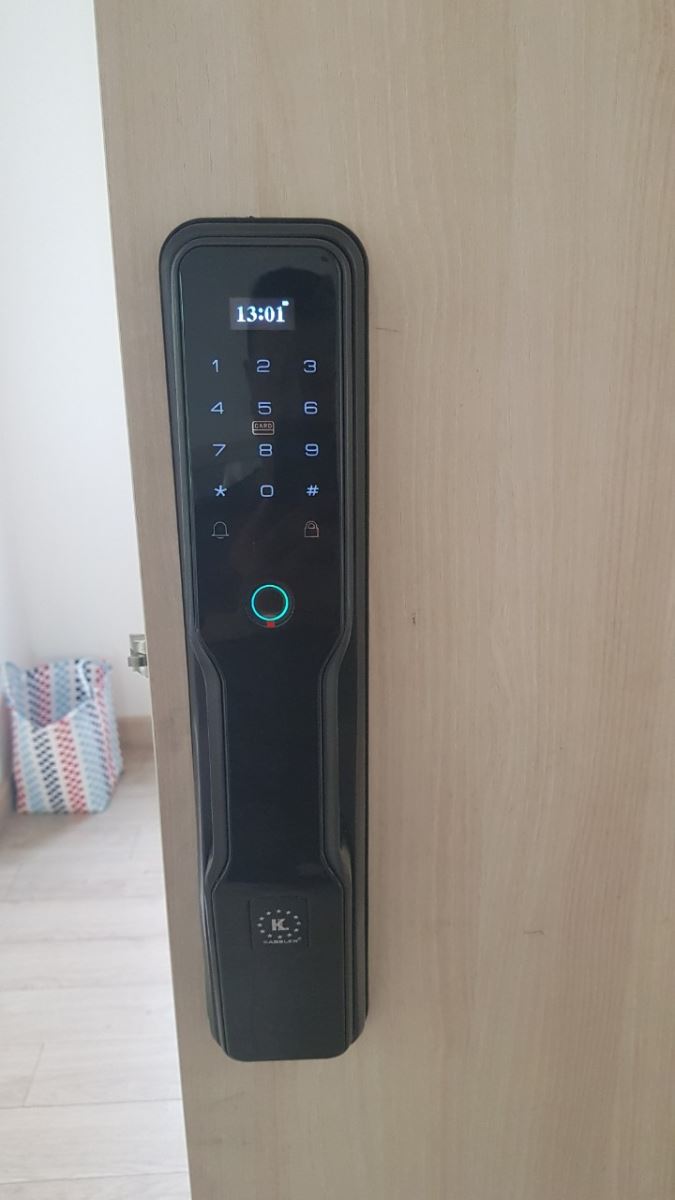 Khoá điện tử Kassler KL-868 - Vân tay, thẻ từ, mã số 5 Khoá vân tay Kassler KL-868 lắp đặt cho nhiều kiến trúc nhà và chất liệu cửa