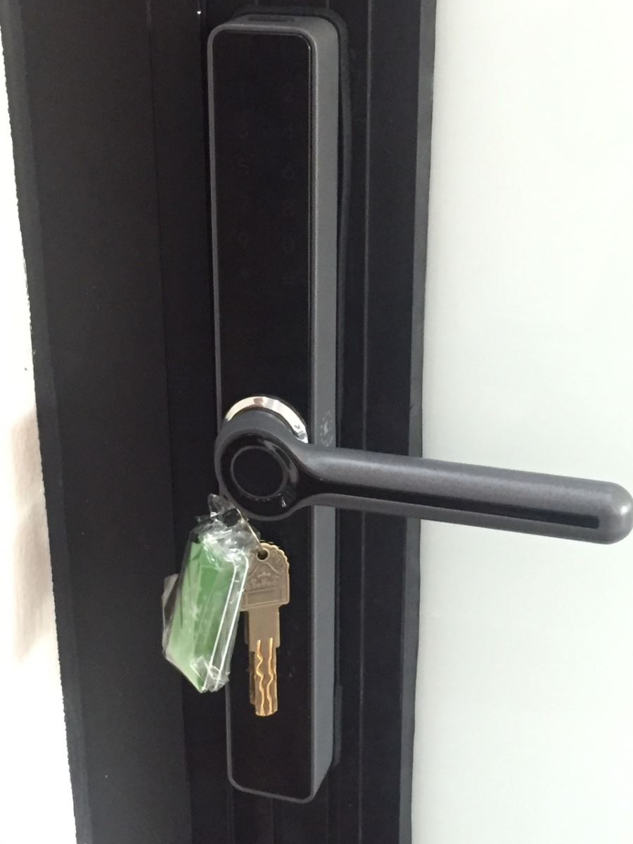 Khoá vân tay cửa nhôm Kassler KL-599LX 8 6. Công nghệ nhận dạng dấu vân tay siêu đỉnh, bộ nhớ lớn