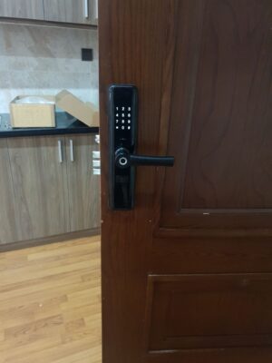 Khoá thông minh Kassler KL-669 thích hợp lắp đặt trên nhiều chất liệu cửa