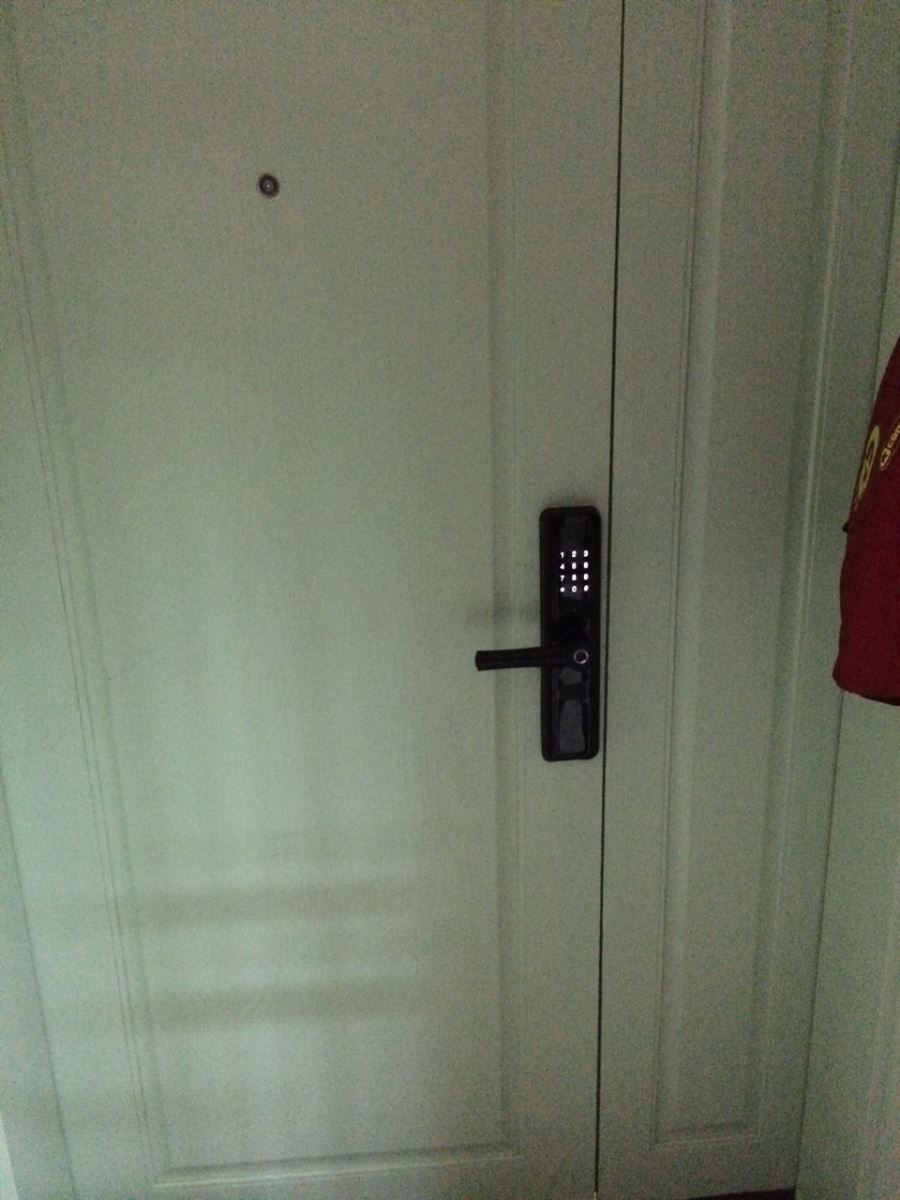 Khoá cửa vân tay Kassler KL-669 7 Khoá thông minh Kassler KL-669 thích hợp lắp đặt trên nhiều chất liệu cửa