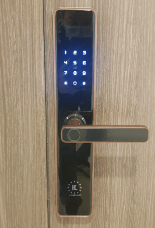 Khoá cửa vân tay Kassler KL-669 8 Khoá thông minh Kassler KL-669 thích hợp lắp đặt trên nhiều chất liệu cửa