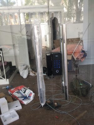 Khoá vân tay cửa kính Kassler KL-589 4 3. Khoá cửa vân tay KL 589 phù hợp lắp đặt cho nhiều kiến trúc nhà