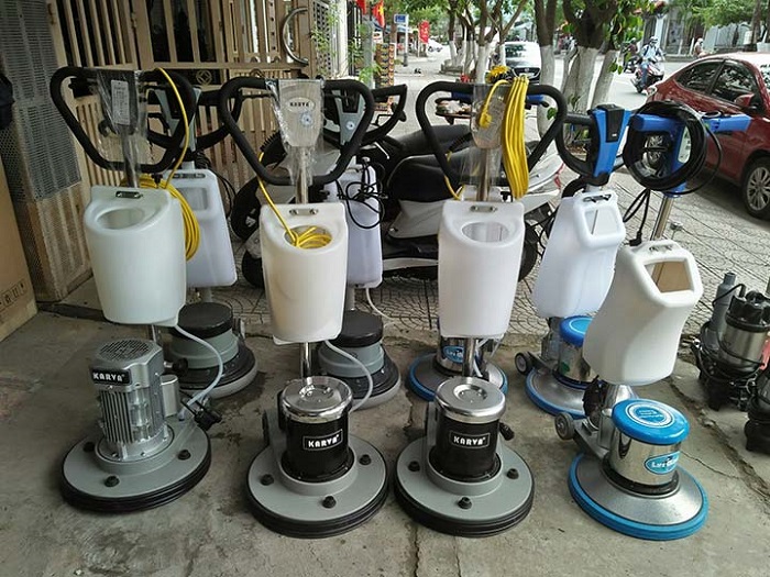 1. Lý do vì sao nên mua máy chà sàn trại Trần Đình