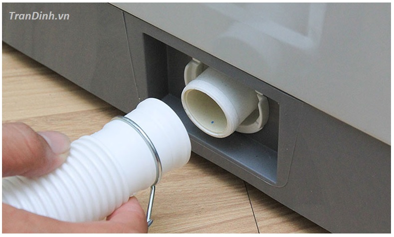 Nguyên nhân nào khiến máy giặt Samsung báo lỗi 5E?