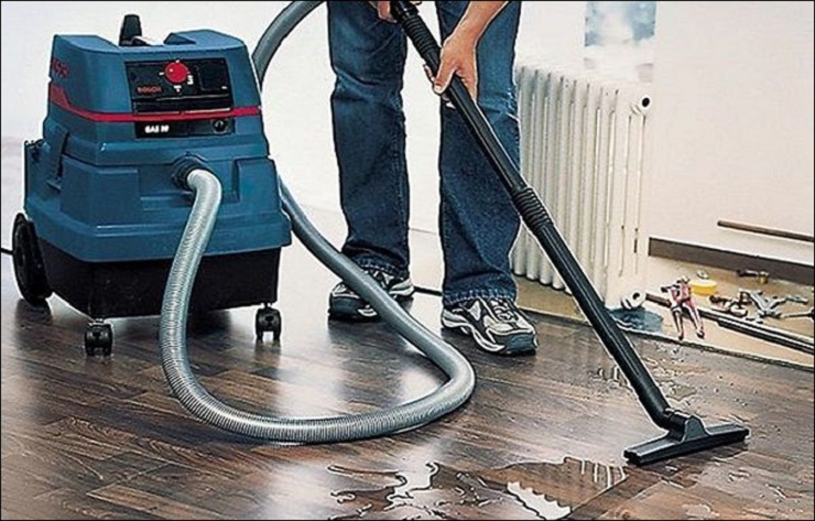 MÁY HÚT BỤI CLEAN TECH CT 270 14 Khi vận hành sử dụng máy