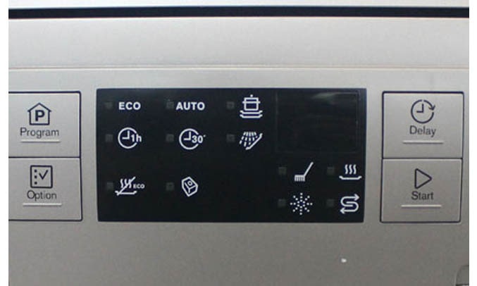 Máy rửa bát độc lập Electrolux ESF5511LOX 13 bộ 8 Máy rửa chén Electrolux ESF5511LOX trang bị 6 chương trình rửa