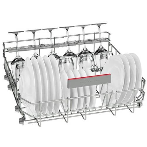 Máy rửa bát chén Bosch SMS68MI04E 10 7. Bộ trao đổi nhiệt tránh các sốc nhiệt đột ngột lên bát đĩa