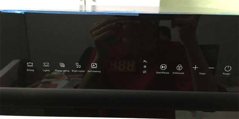 Máy rửa bát Faster ECO 6080E 10 6. Bảng điều khiển cảm ứng hiện đại