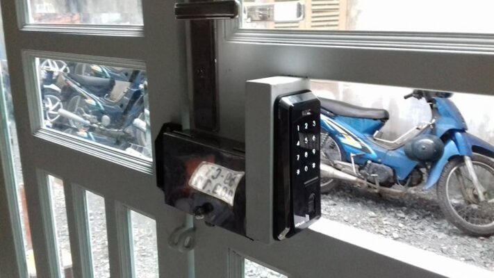 1. Chọn khóa vân tay có độ bền cao.