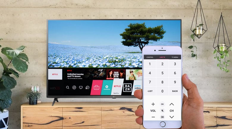 10. Tivi 2021 LG 43UP7720PTC hỗ trợ điều khiển tivi bằng điện thoại linh hoạt qua ứng dụng LG TV Plus
