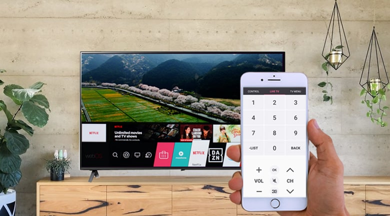 Điều khiển tivi LG 43Nano79 bằng điện thoại tiện lợi với ứng dụng LG TV Plus