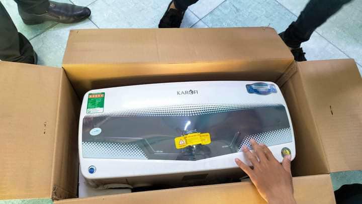 binh nong lanh karofi 2