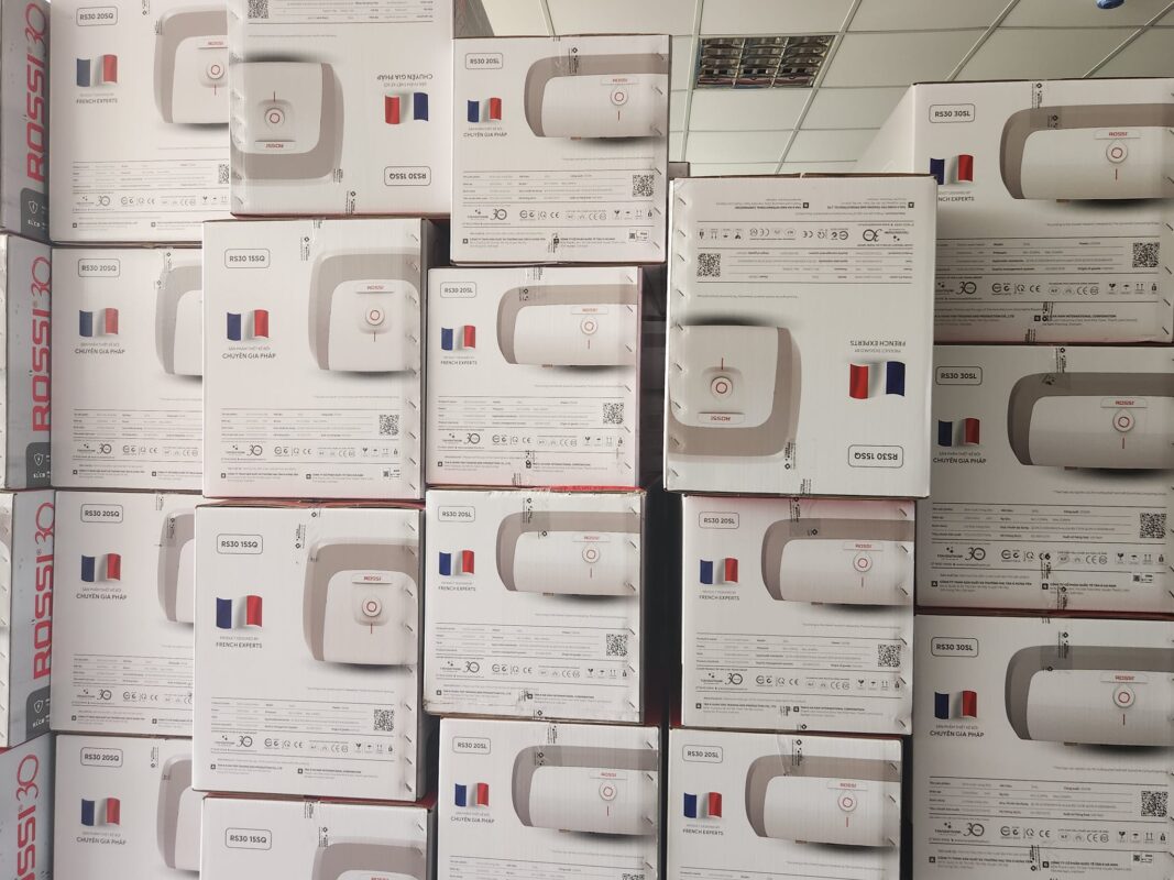 Kho Bình Nóng Lạnh Rossi