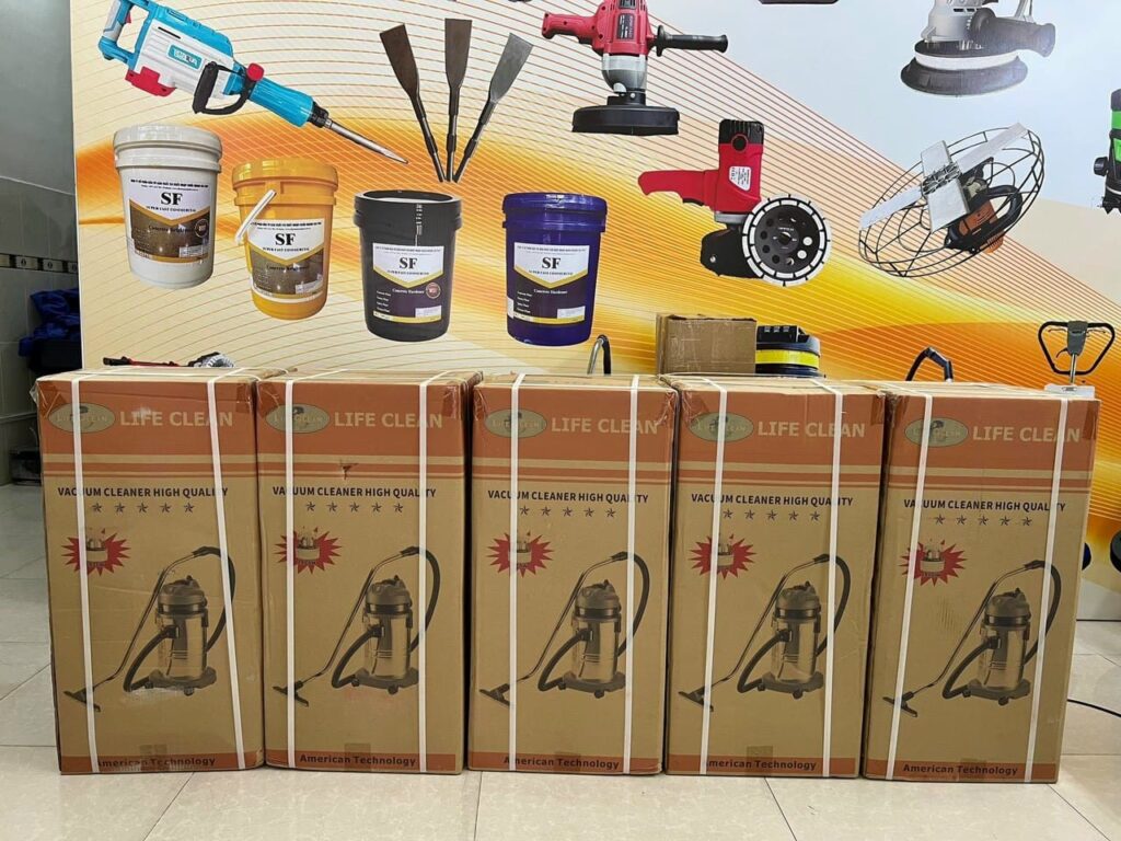 chung toi luon san may hut bui lifeclean trong kho 2