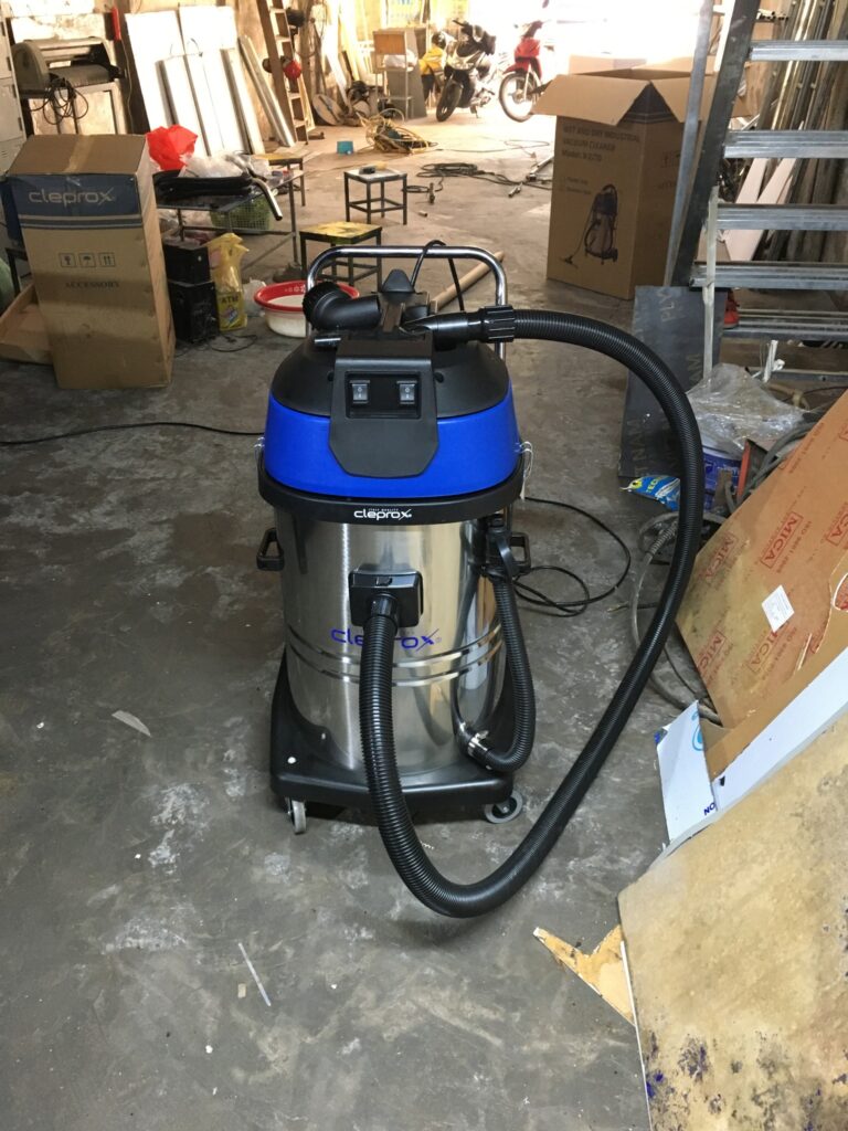 hinh anh ban giao lap dat may hut bui cleprox 7