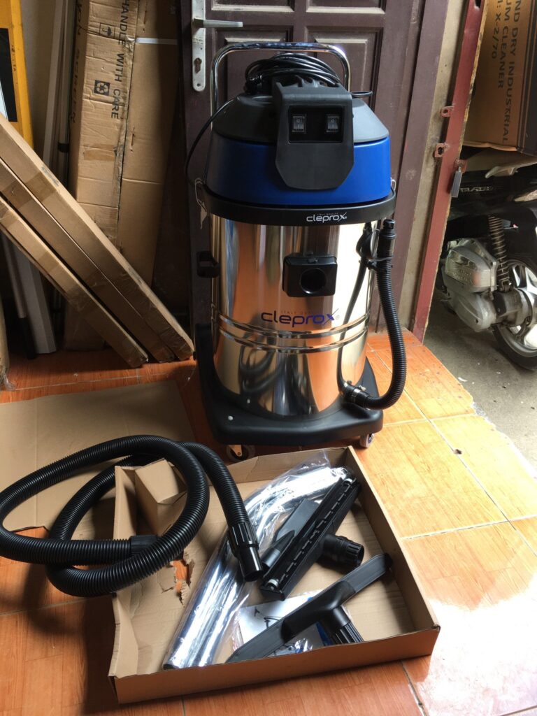 hinh anh ban giao lap dat may hut bui cleprox 9