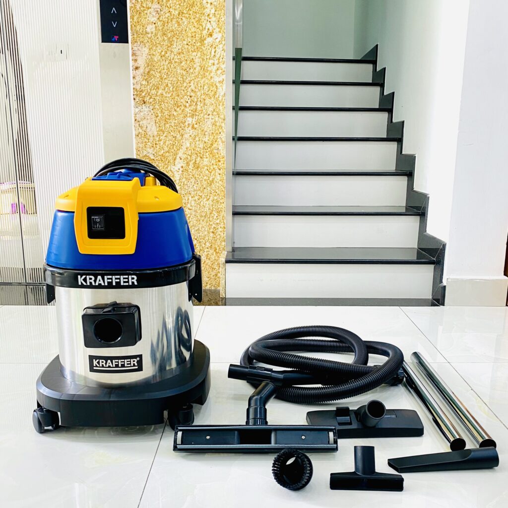 Máy hút bụi công nghiệp Kraffer KF380 SW 9 hinh anh ban giao may hut bui kraffer cho nha xuong 4