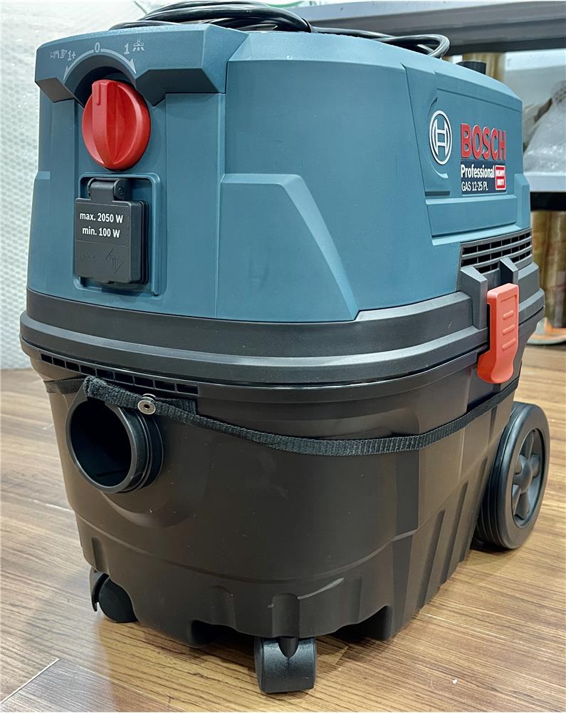 Máy hút bụi công nghiệp Bosch 18V-10L 06019C6300 (Solo) 3 Đa dang tính năng và phụ kiện